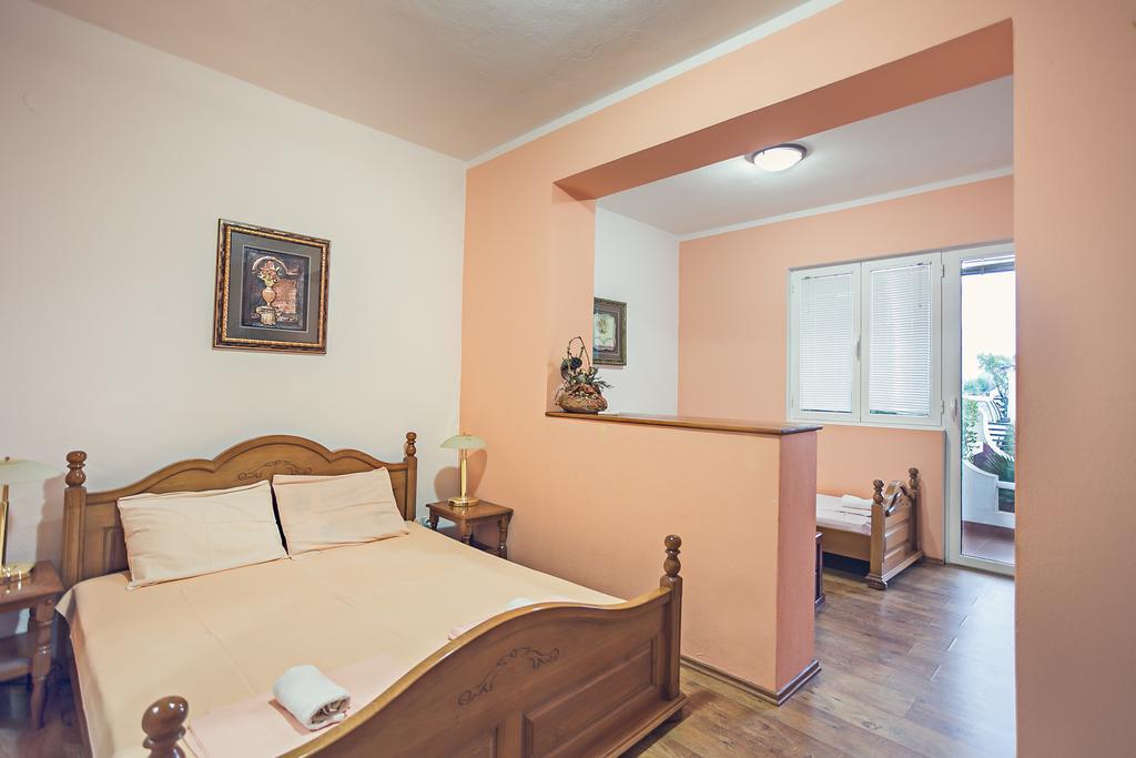 Apartments Atlantis Добра-Вода Номер фото