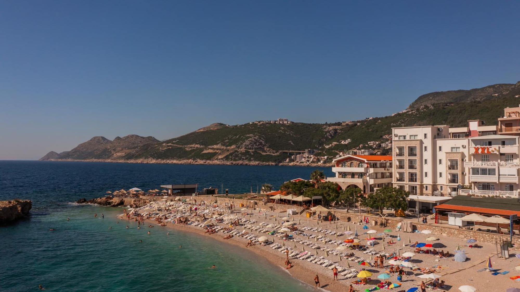 Apartments Atlantis Добра-Вода Экстерьер фото
