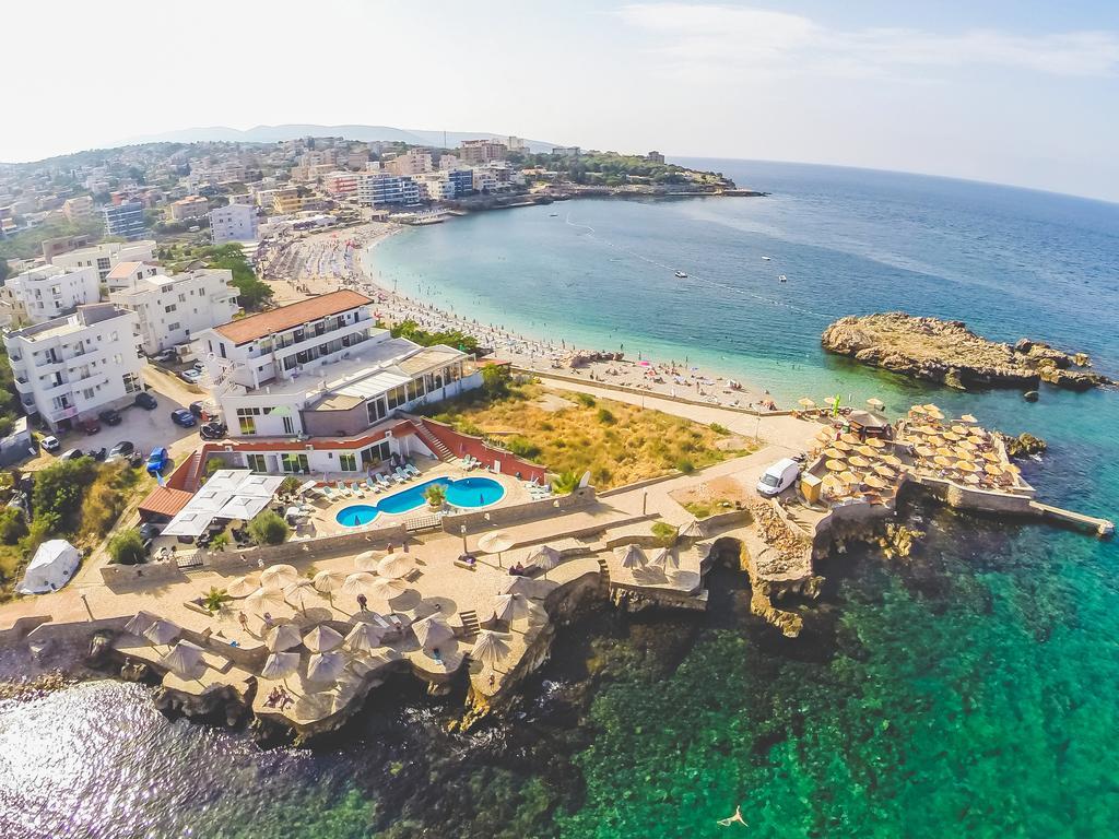Apartments Atlantis Добра-Вода Экстерьер фото